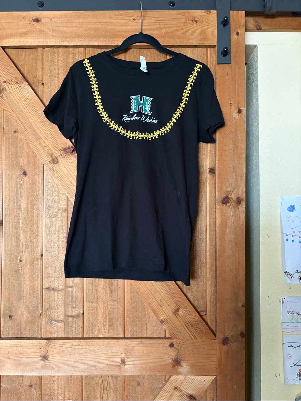 Gildan Black T-Shirt with Green 'H' Logo and Yellow Lei Print